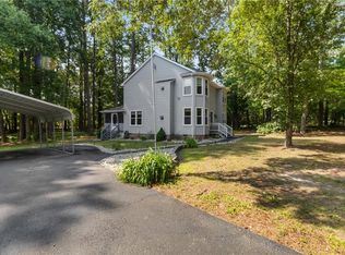 12067 Harcum Rd, Gloucester, VA 23061