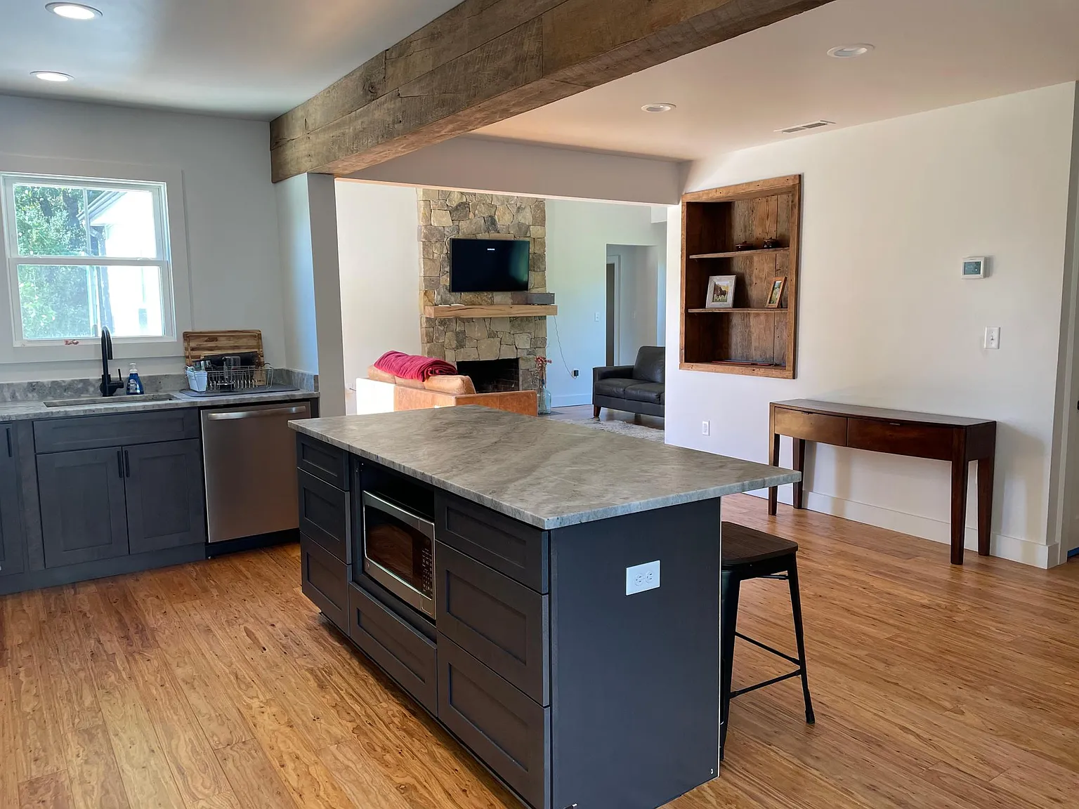 5645 Brownsville Rd — Photo 4