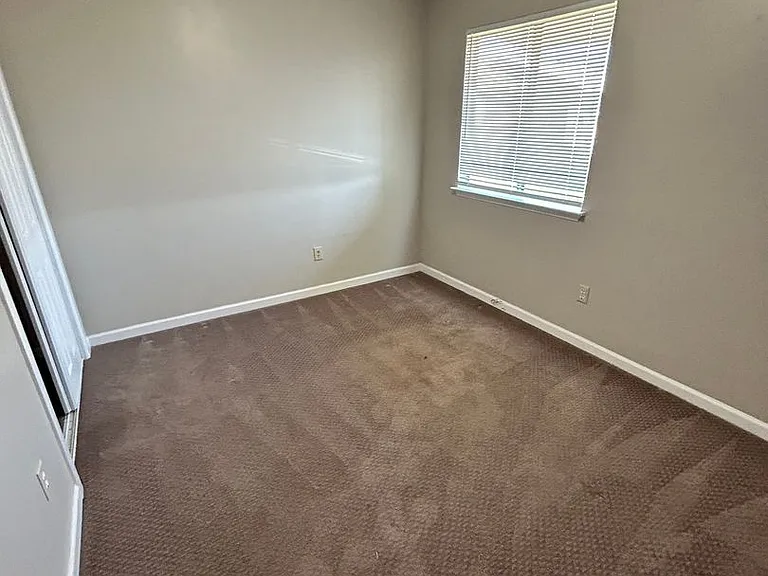 147 Cheri Ln — Photo 11