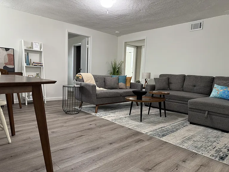 3421 Cottonwood St #3 — Photo 2
