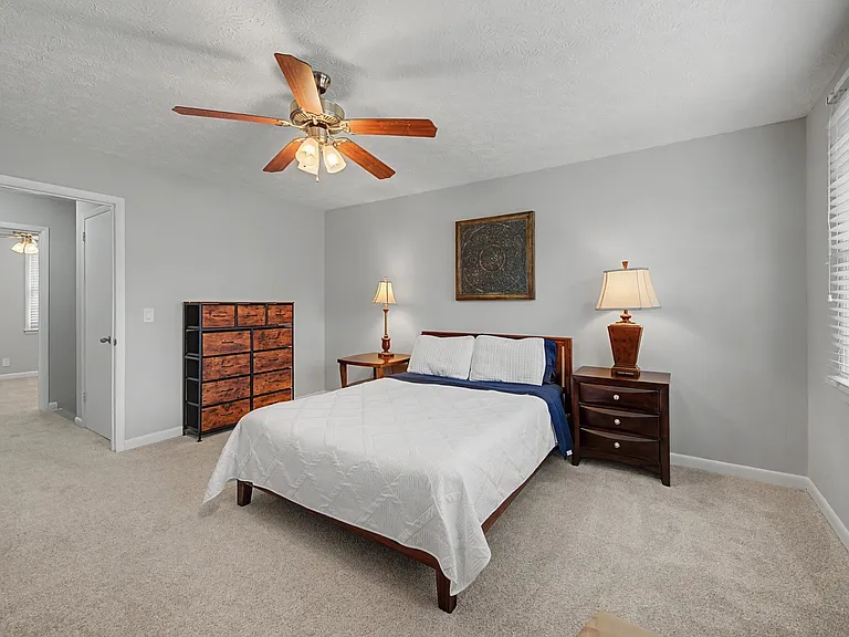 509 Alexander Dr — Photo 35