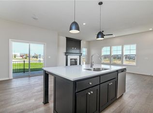 105 S Diane Dr, Olathe, KS 66061