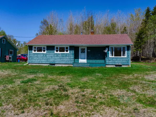 983 Bangor Rd, Clare, NS B0W 2L0