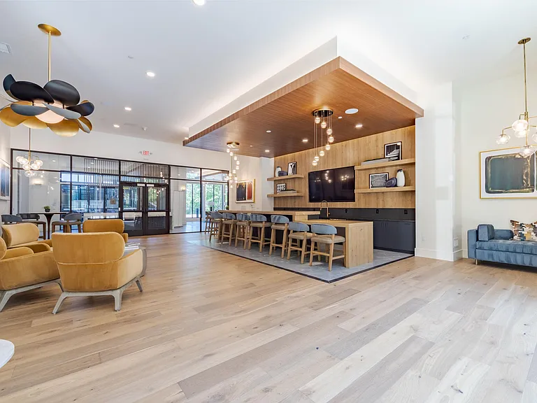 J Veridian Upper Dublin — Photo 19