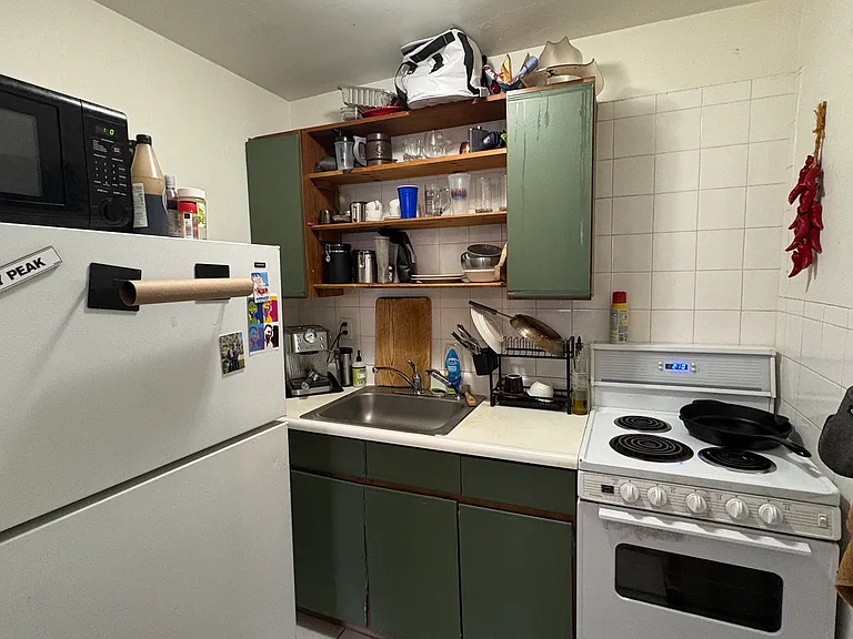 525 Beacon St #6 — Photo 7