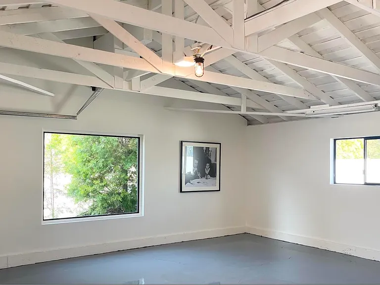 Del Oro Dr — Photo 18