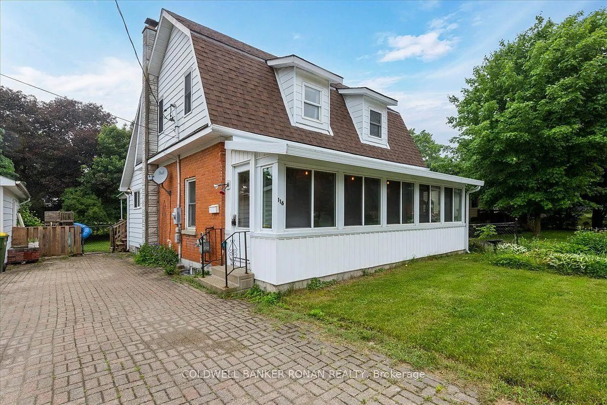 2 bed, $2,600 — Photo 2