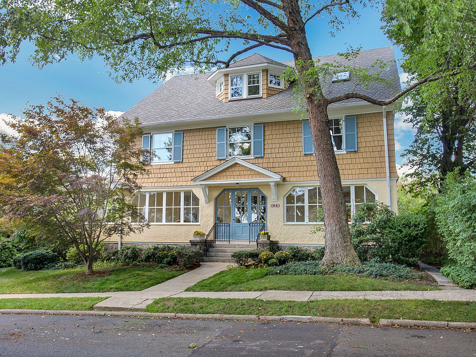 1st image of 535 Munro Ave