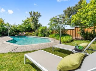 390 San Luis Way, Novato, CA 94945