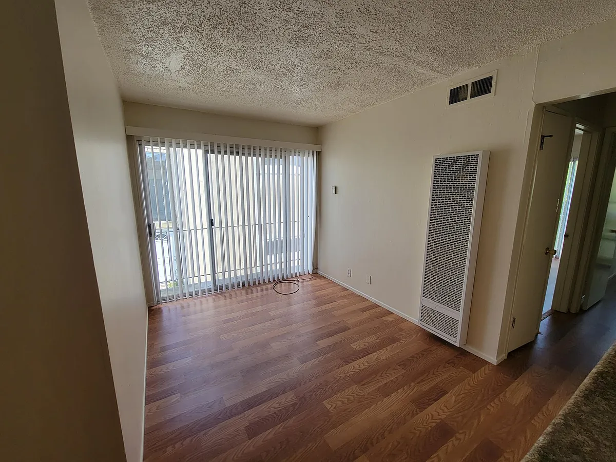 Building Photo - 1607 Milvia St #4