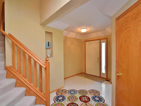 2nd image of 8968 Stratford Ct N