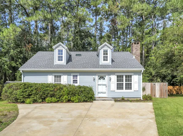 2625 Windsor Ln N, Fort Walton Beach, FL 32547