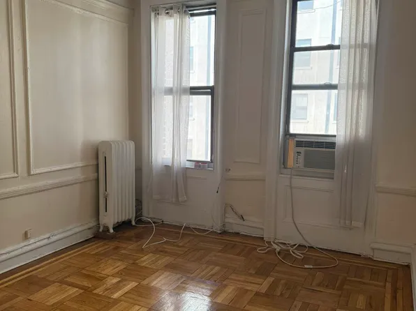 258 West 117th Street image 1 of 18
