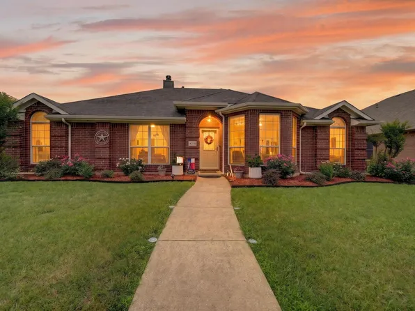 4210 Pointe Loma Dr, Rowlett, TX 75088