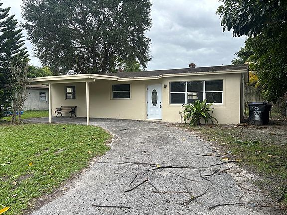 2nd image of 5880 NW 41st Terrace