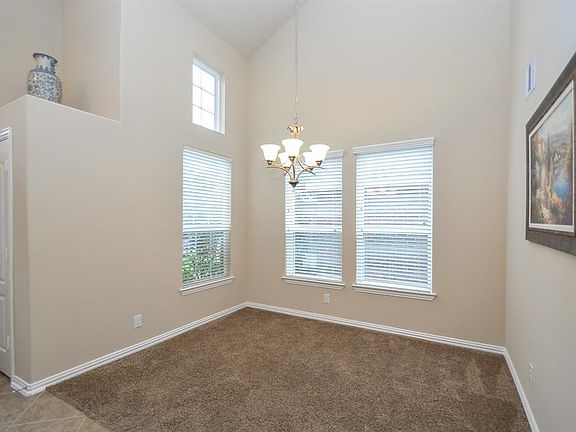 5th image of 26907 Harwood Heights Dr