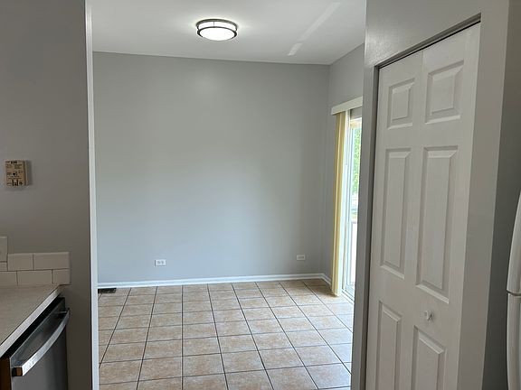 4th image of 150 Enclave Cir Unit E