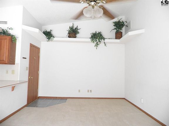 4th image of 1324 Wood Bridge Ct