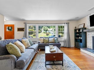 631 Gilbert Ave, Hamden, CT 06514