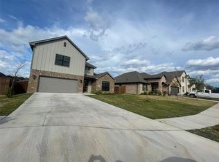 420 Paloma St, Weatherford, TX 76087