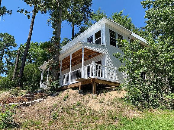 Rear of House Lakeside