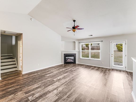 4th image of 6320 Alder Ct