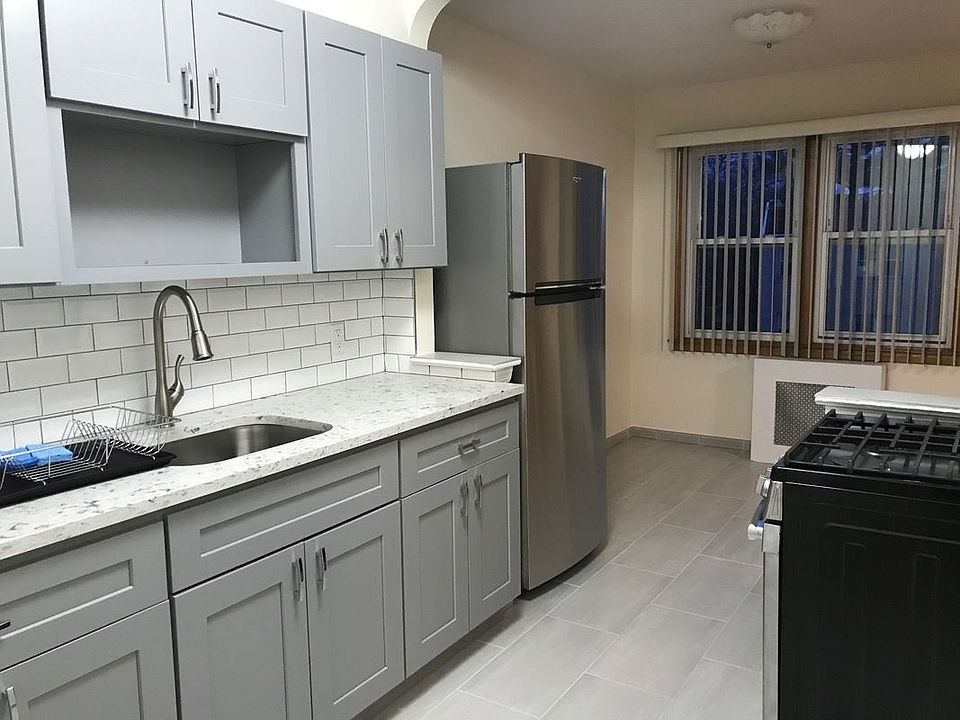 1st image of 20-34 47th St #2R