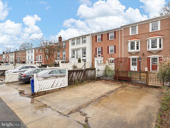 2nd image of 8042 Central Park Dr