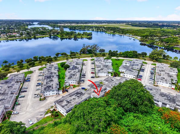 3120 Cynthia Lane #107, Lake Worth, FL 33461