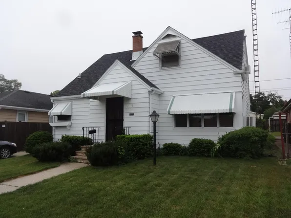 7806 36th Ave, Kenosha, WI 53142