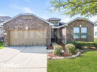 5006 Creekside Ave, Cove, TX 77523