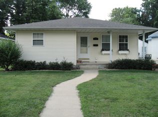 914 E Orleans St, Paxton, IL 60957