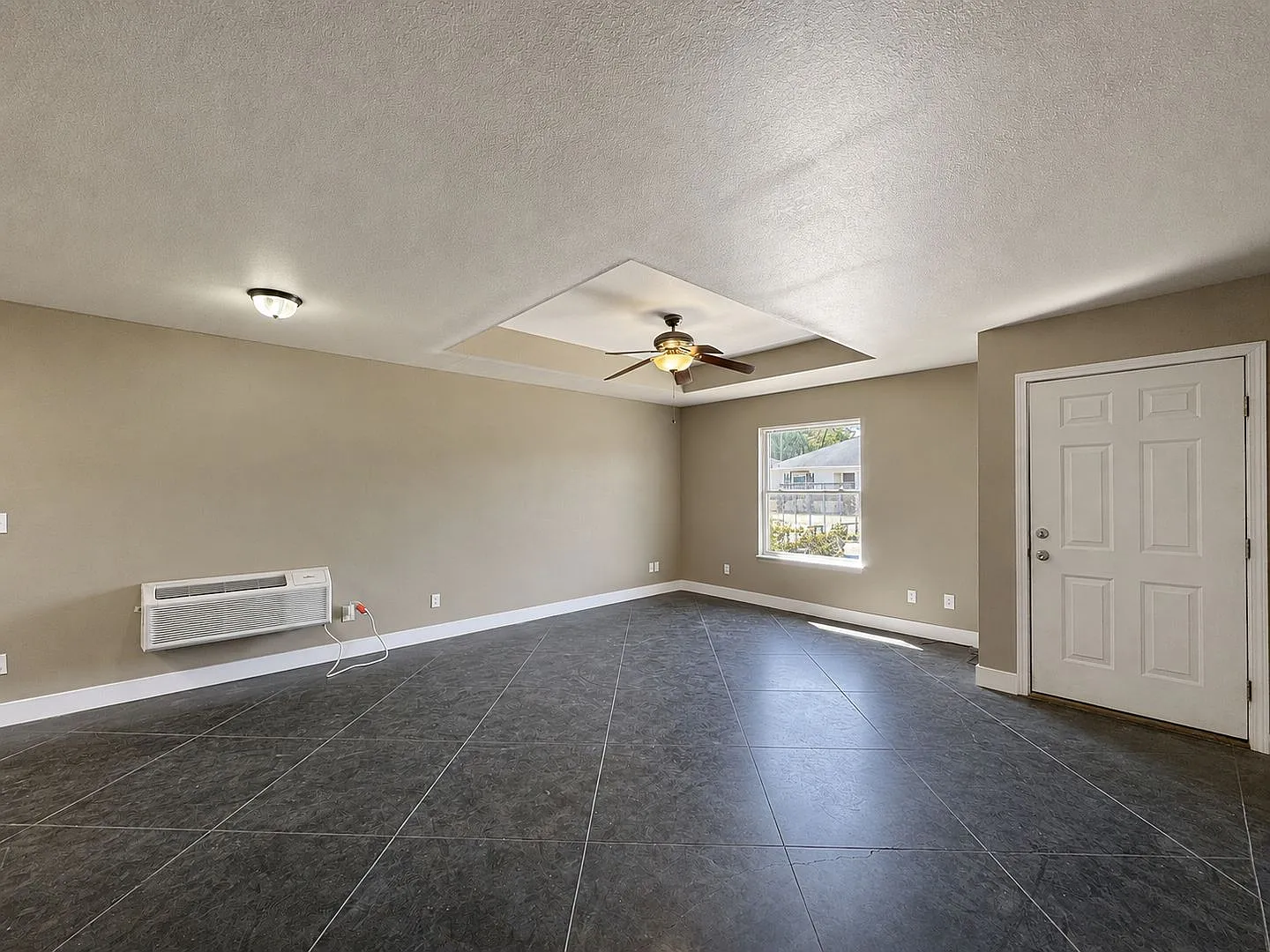 2/2 Patio Home Sulphur Rock — Photo 2