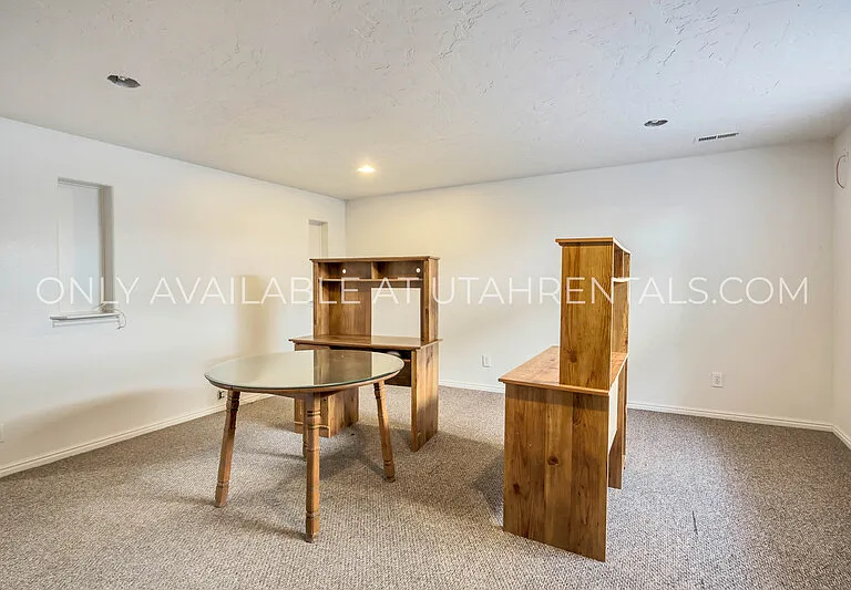 1343 S 1370 E — Photo 16