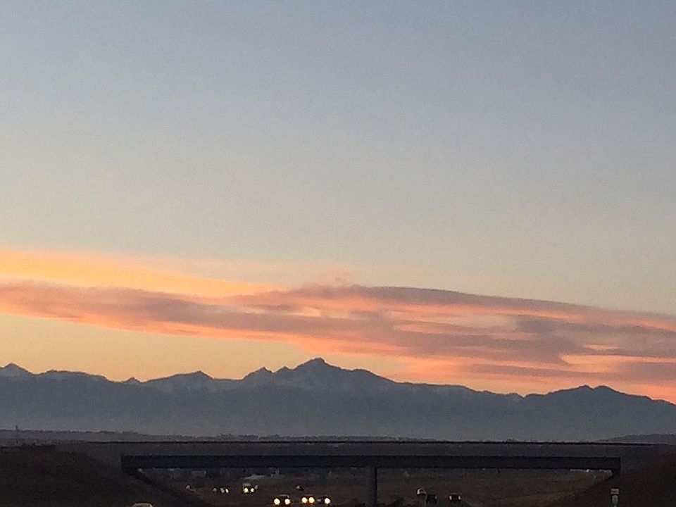 Panoramic Mountain Views