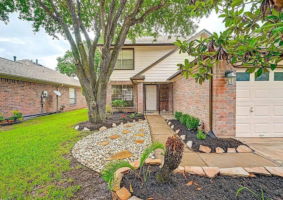 1st image of 16131 Canaridge Dr