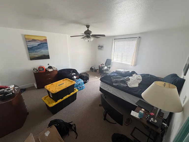 Unit Photo