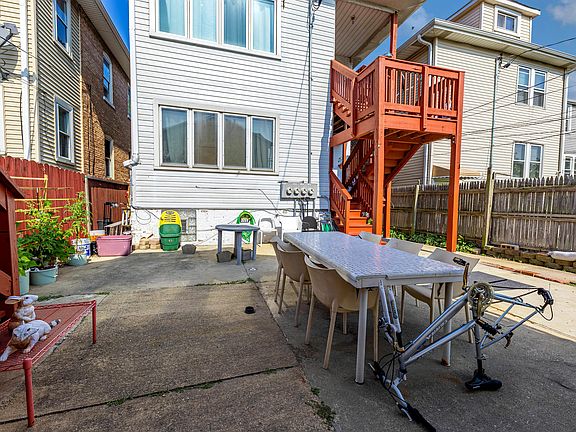 4th image of 5012 S Keeler Ave