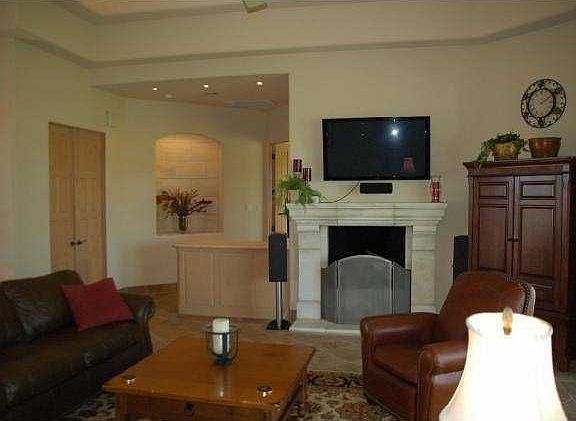 5th image of 2207 Lauren Dr