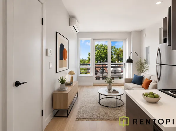 105 Vanderveer Street image 1 of 9