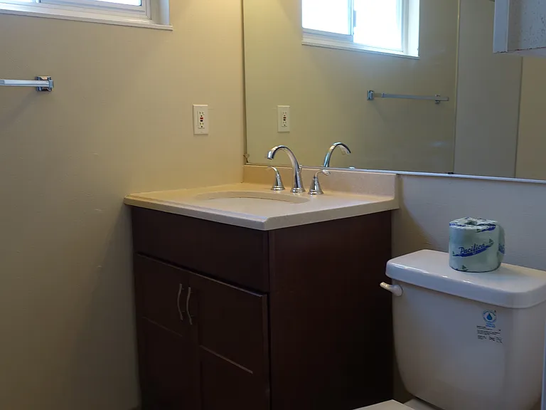 1618 McKinley Ave — Photo 15