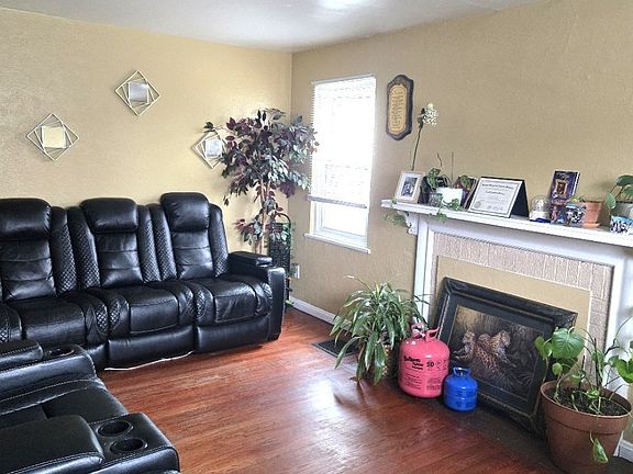 4th image of 3306 Otterbein Ave