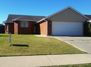 1905 SW 41st St, Lawton, OK 73505