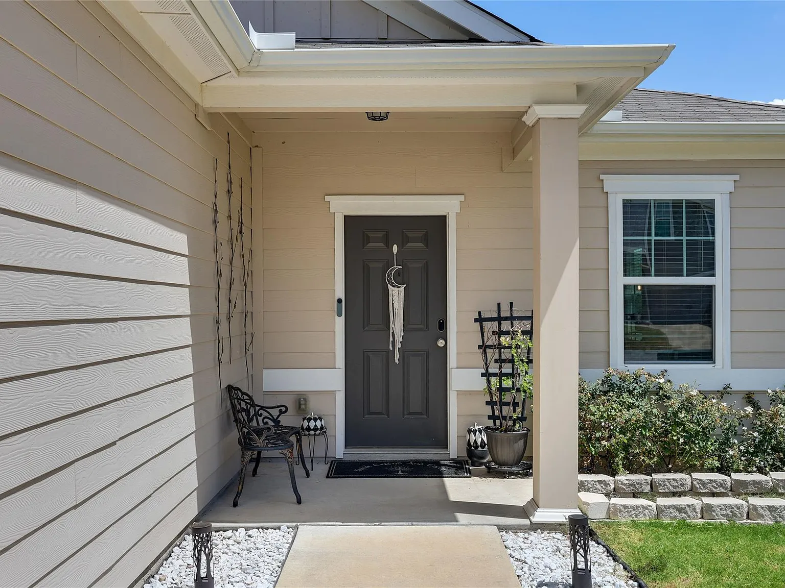3 bed, 2.0 bath, 1206 sqft, $1,785 — Photo 4