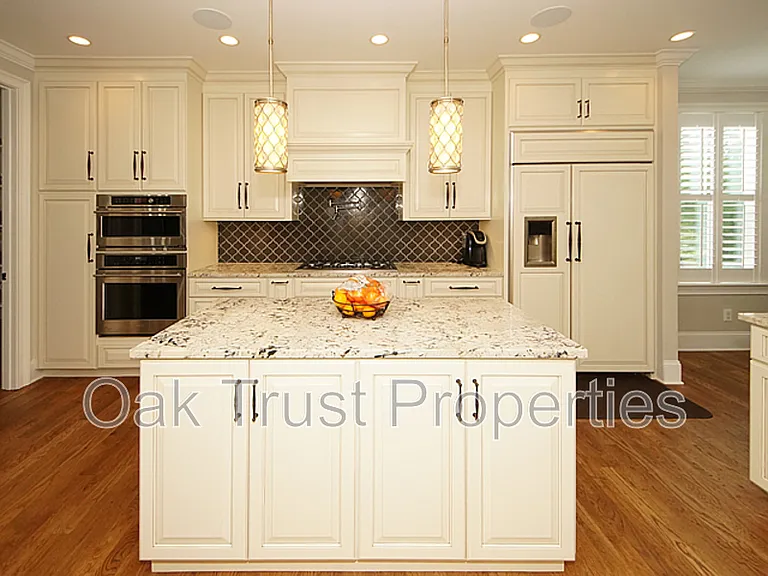 125 Brogun Ln — Photo 16