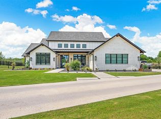 162 The Lakes Dr, Aledo, TX 76008