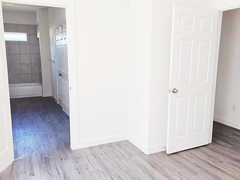 10501 Cedar Ct — Photo 48