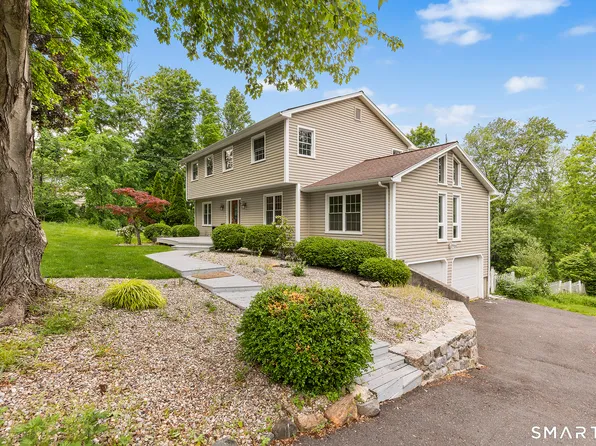 45 East Gate Road, Danbury, CT 06811
