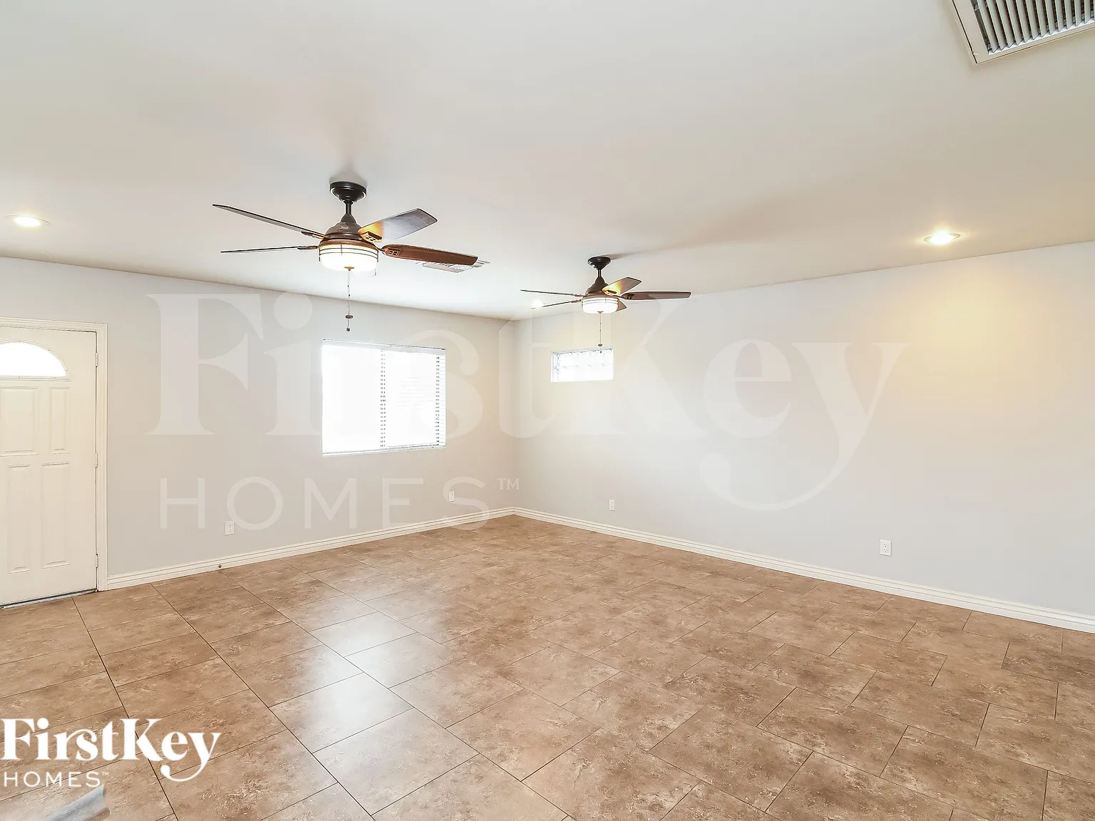 3 bed, 2.0 bath, 1848 sqft, $2,630 — Photo 2