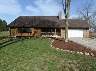 31423 Hickory Hollow Rd, Waterford, WI 53185